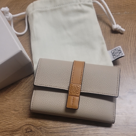 Loewe Handbags - Loewe Small Vertical Wallet In Soft Grained Leather Light Oat/Honey